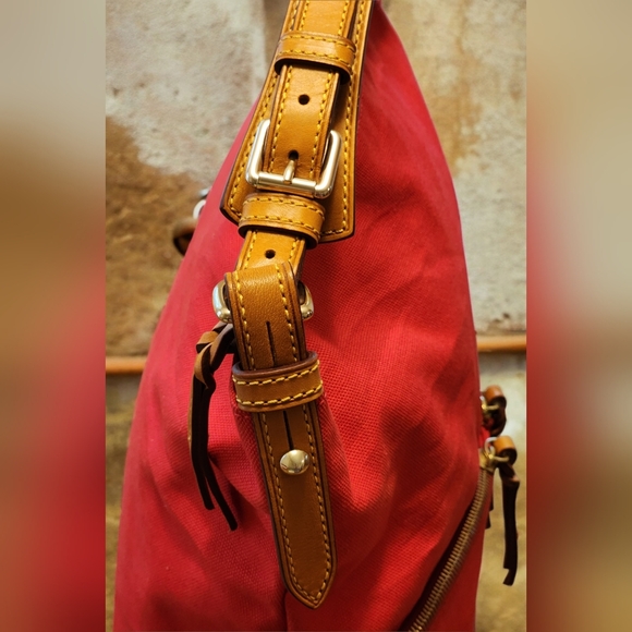 Dooney & Bourke Red Shoulder Bag Purse - Picture 9 of 9